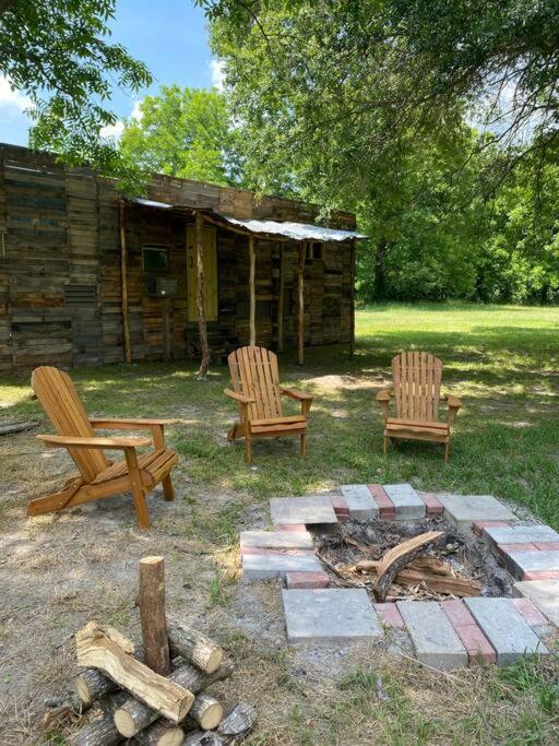 Cabin 2 - Steps From The River! Villa Huntsville Exterior photo